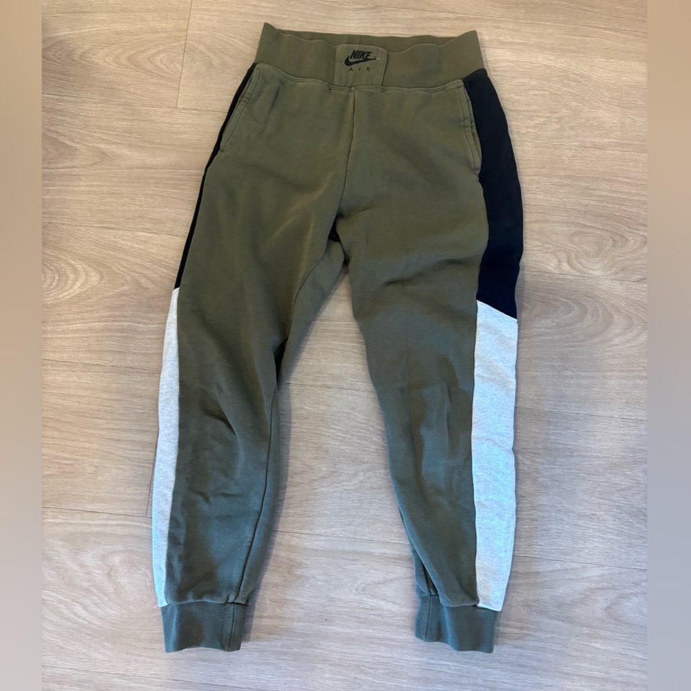 Nike Joggers